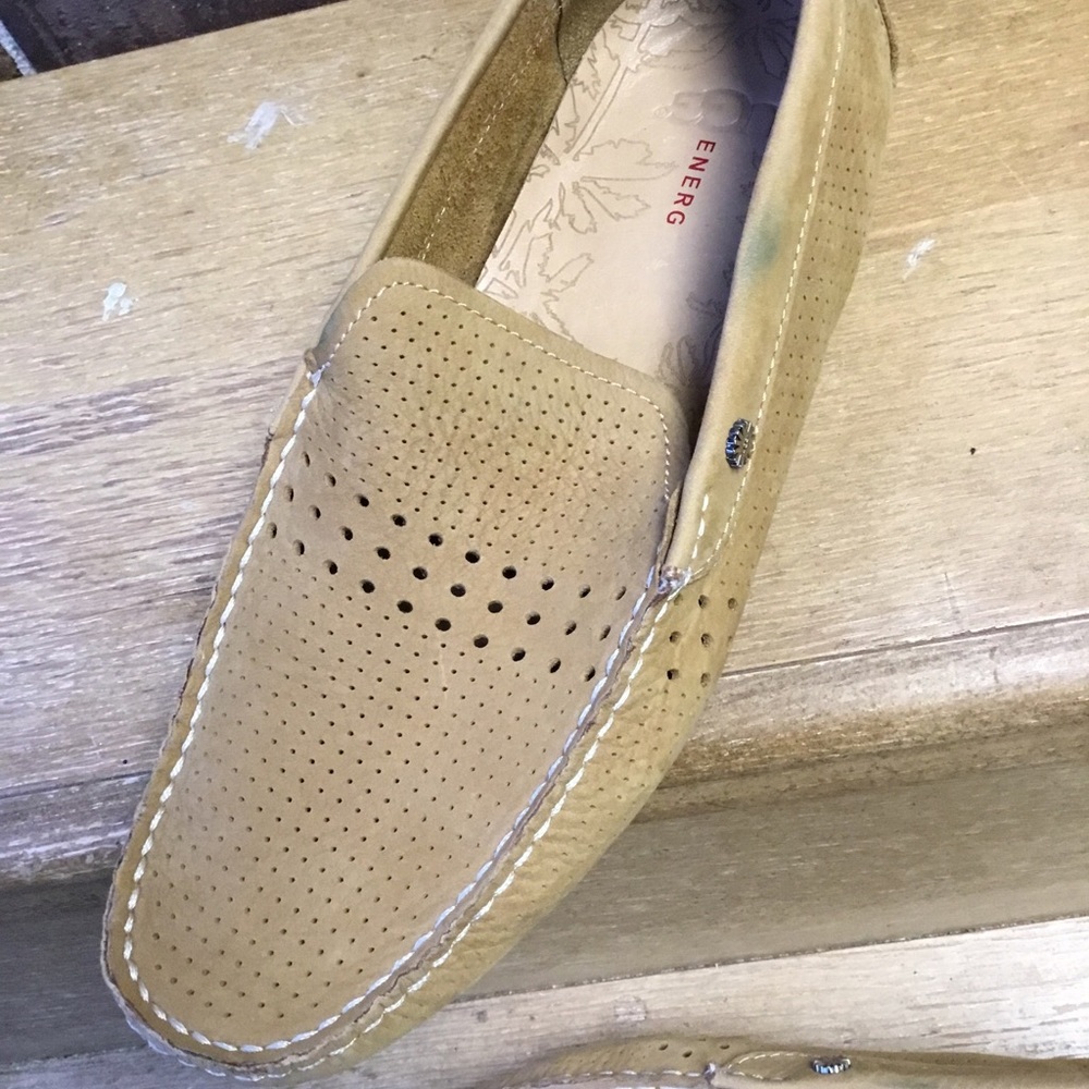 COPY - UGG ENERG Driver Loafer Shoes Men’s US size 8Camel Brown Suede EUC